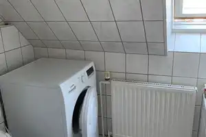 Ansprechende 3-Zimmer-Wohnung mit Balkon in Krefeld – Krefeld – Vorschaubild 2