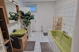 Bestlage mit Aussicht, gr. Wohnküche, gr. Bad, gr. Wohnraum, 108 qm – Herderstr. 8, 57072 Siegen, Siegen – Vorschaubild 19