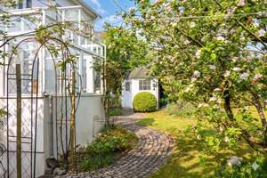 Großzügiges, außergewöhnliches Einfamilienhaus mit 6 Zimmern, Garten und Potenzial in ruhiger Lage. – Die vollständige Adresse der Immobilie erhältst du vom Anbieter., 42651 Solingen-Mitte, Solingen – Vorschaubild 25