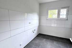 ** sanierte 3 Zimmer Wohnung mit Balkon im 1. OG ** – Lessingstraße 21, 47226 Duisburg – Vorschaubild 4