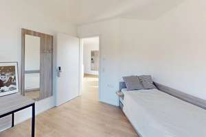 Ankommen. Wohlfühlen. Zuhause sein. Exklusiv. Vollmöbliertes Zimmer in 2er-WG. – Sachsenstraße 3, 75177 Nordstadt, Pforzheim – Vorschaubild 3