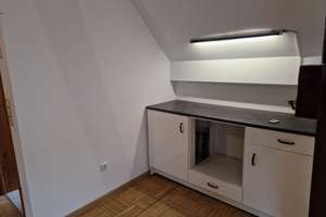 Schöne kleine Wohnung mit sep. Eingang – Die vollständige Adresse der Immobilie erhältst du vom Anbieter., 67580 Hamm am Rhein – Vorschaubild 3
