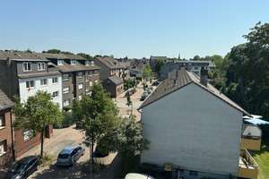 Helle und ruhige 2,5 Zimmer (78 m²) Wohnung in DU-Untermeiderich