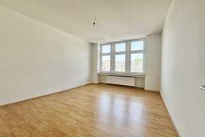 Stilvolle 2-Zimmer-Wohnung mit Tageslichtbad! – Johannes-Brokamp-Str. 27, 45355 Essen – Vorschaubild 1
