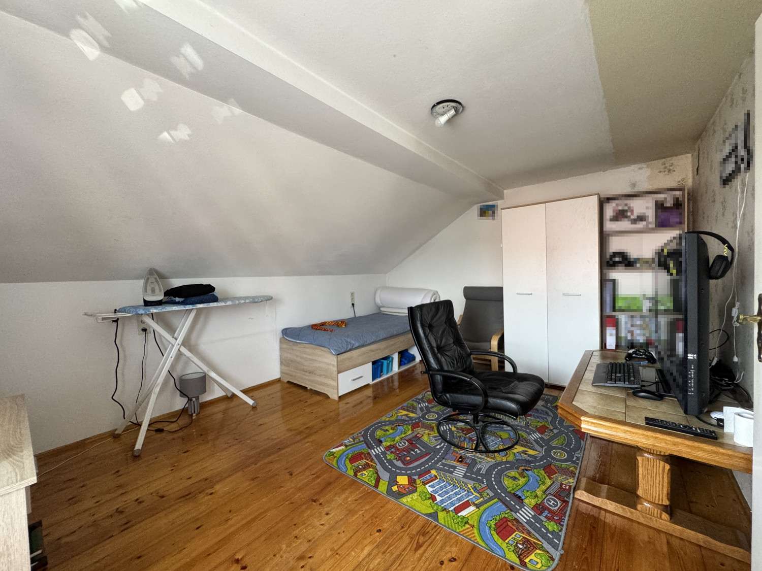 Immobilie in Haiming - Natur und Ruhe pur – Idyllisches Anwesen mit Fischteich, Bachlauf und großem Gartenparadies - Bild 0