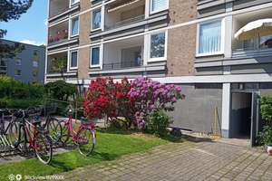 Erstbezug nach kompletter Sanierung :  1,5-Zimmer-Wohnung in Düsseldorf-Garath