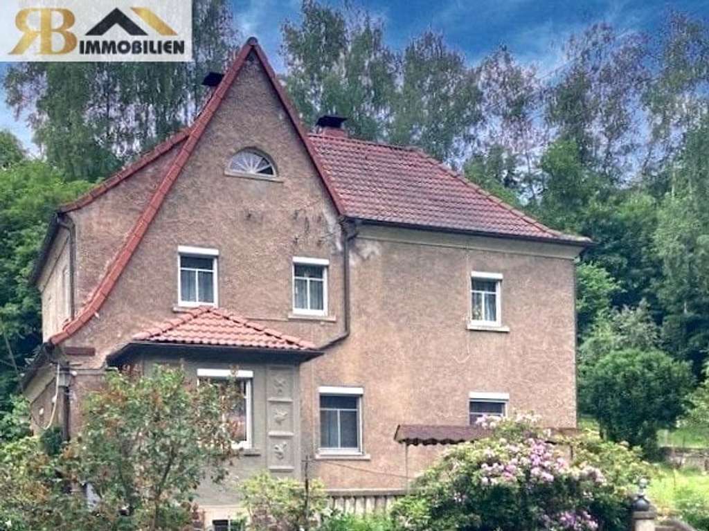  Begehrtes EFH zum wachküssen in Dresden-Cossebaude.