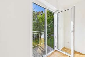 Großes freistehendes Einfamilienhaus seitlich der Biebricher Allee, hochwertige Ausstattung – Die vollständige Adresse der Immobilie erhältst du vom Anbieter., 65203 Biebrich, Wiesbaden – Vorschaubild 3