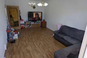 Wohnen mit Charakter: 3-Zimmer-Wohnung in Dresden – Limbacher Weg 16, 1169 Gorbitz-Süd, Dresden – Vorschaubild 3