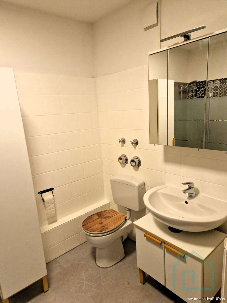 Immobilie in Lambrecht - Kapitalanlage 
Modernisierte 2-Zimmer-Wohnung mit TG-Stellplatz - Bild 1