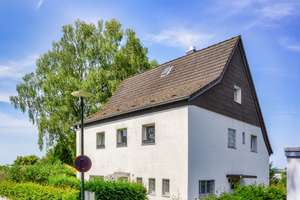 RESERVIERT / Einfamilienhaus mit großem Garten in ruhiger Lage nahe der Innenstadt von Lüdenscheid – Die vollständige Adresse der Immobilie erhältst du vom Anbieter., 58509 Lüdenscheid – Vorschaubild 2
