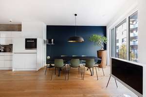 Stilvolle 2-Zimmer-Stadtwohnung mit zwei Balkonen und Gemeinschaftsdachgarten – Die vollständige Adresse der Immobilie erhältst du vom Anbieter., 10245 Friedrichshain, Berlin – Vorschaubild 2