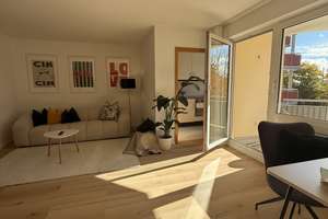 Renovierte, möblierte 2-Zimmer Whg. mit Balkon | Modern furnished Apartment with balcony  – Die vollständige Adresse der Immobilie erhältst du vom Anbieter., 80997 Allach, München – Vorschaubild 2