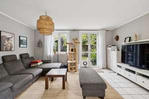 Attraktive Doppelhaushälfte mit Garten und Terrasse in gefragter Lage von Karlshorst – Die vollständige Adresse der Immobilie erhältst du vom Anbieter., 10318 Karlshorst, Berlin – Vorschaubild 2