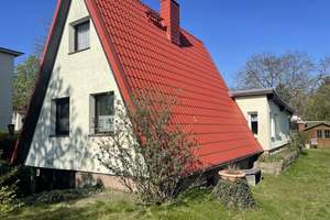 Natur, Ruhe, Perspektive – Haus auf weitläufigem 
Grundstück "provisionsfrei" – Die vollständige Adresse der Immobilie erhältst du vom Anbieter., 12623 Mahlsdorf, Berlin – Vorschaubild 2