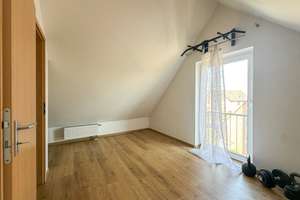 Ein Haus zum Verlieben – modernes Wohnen mit Gartenoase in Meerbusch-Lank – Die vollständige Adresse der Immobilie erhältst du vom Anbieter., 40668 Meerbusch – Vorschaubild 16