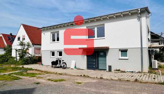 Bild von Zwei Häuser – ein Grundstück – viele Möglichkeiten!
