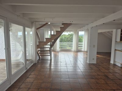 Wunderschöne und ruhige 3-Zimmer-Wohnung mit Balkon und Loggia im Grünen in Bad Honnef
