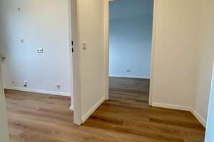 Modernisierte 2 Zimmer Whg, 5 Etage mit schönem Ausblick und Balkon, zentral und ruhig gelegen – Münsterstraße 8, 55116 Altstadt, Mainz – Vorschaubild 7