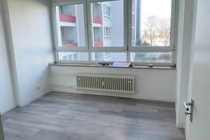 Schöner Wohnen auf 2 Ebenen! Renovierte 5 Zimmer, 2 Bäder, Loggia, gute Raumaufteilung, Abstellraum – Gropiusweg 15, 44801 Querenburg, Bochum – Vorschaubild 17