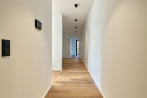 Kirchrode: Einzigartige Penthouse-Wohnung zur Miete mit 4 Zimmern und Dachterrasse – Die vollständige Adresse der Immobilie erhältst du vom Anbieter., 30559 Kirchrode, Hannover – Vorschaubild 4