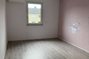 Neubau 4,5 Zimmer-Wohnung mit Garten und Stellplatz in Mz-Mombach – Die vollständige Adresse der Immobilie erhältst du vom Anbieter., 55120 Mombach, Mainz – Vorschaubild 8