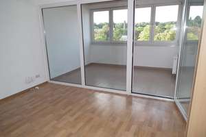 1 Zimmer Appartmant mit Eibauküche und Loggia – Rößlerstraße 7, 9120 Altchemnitz, Chemnitz – Vorschaubild 1