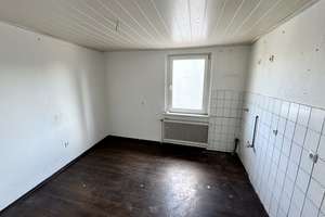 Angebot nur für Handwerker: Großzügiges, bezahlbares Zuhause mit 4,5 Zimmern in Buer-Mitte – Die vollständige Adresse der Immobilie erhältst du vom Anbieter., 45897 Buer, Gelsenkirchen – Vorschaubild 6