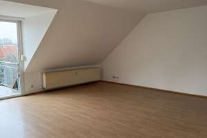 3,5-ZKB-Dachgeschoss-Wohnung in Alt-Käfertal mit zwei Balkonen mit traumhaftem Blick ins Grüne – Die vollständige Adresse der Immobilie erhältst du vom Anbieter., 68309 Käfertal, Mannheim – Vorschaubild 6