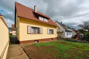 Charmantes 1-2 Familienhaus in schöner Wohnlage von Villingendorf – Die vollständige Adresse der Immobilie erhältst du vom Anbieter., 78667 Villingendorf – Vorschaubild 3