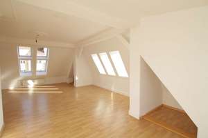 Bezugsfrei nahe FU Berlin: helle 2-Zimmer-Dachgeschosswohnung am Breitenbachplatz – Die vollständige Adresse der Immobilie erhältst du vom Anbieter., 12163 Steglitz, Berlin – Vorschaubild 5