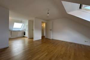 Charmante Dachgeschosswohnung mit offener Küche und Tageslichtbad – Die vollständige Adresse der Immobilie erhältst du vom Anbieter., 70186 Gablenberg, Stuttgart – Vorschaubild 2