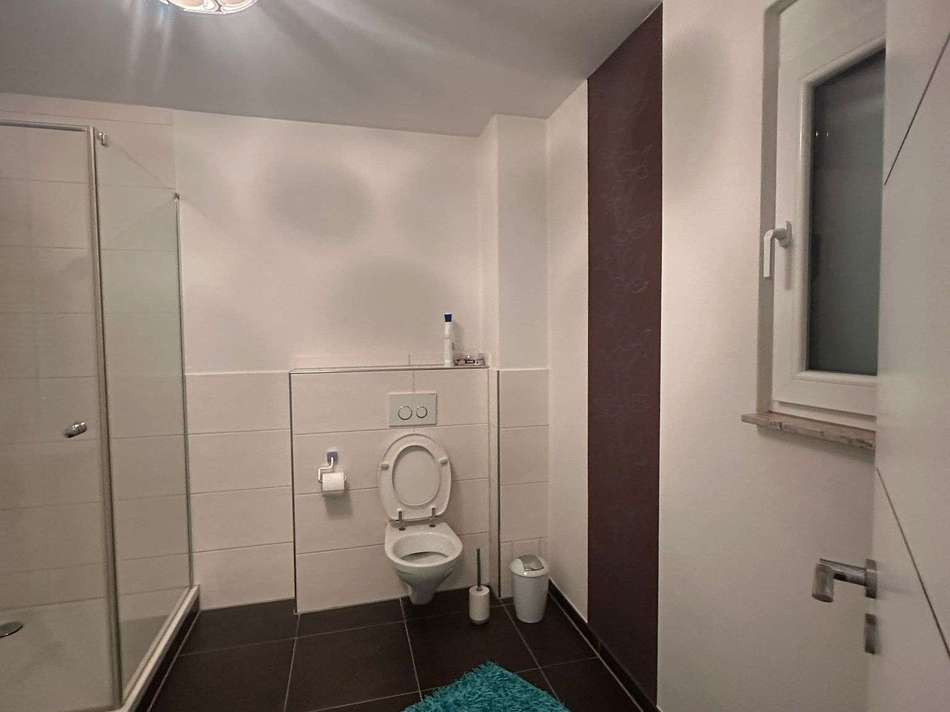 Einliege Wohnung Bad