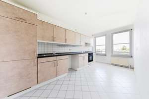 Helles Wohnen mit Weitblick – 2-Zimmer-Wohnung mit Loggia, Stellplatz und Aufzug – Die vollständige Adresse der Immobilie erhältst du vom Anbieter., 12107 Mariendorf, Berlin – Vorschaubild 5