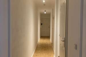 Koffer packen und einziehen: Top-modernisierte 2-Zimmer-Wohnung in Kreuzberg (bezugsfrei) – Yorckstraße 75, 10965 Kreuzberg, Berlin – Vorschaubild 3