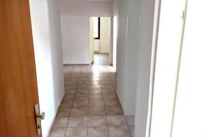 Einziehen statt renovieren. / Move in instead of renovating. – Schulstraße 16, 29339 Wathlingen – Vorschaubild 2