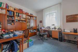 Zu verkaufen! Freistehendes Einfamilienhaus mit 8 Zimmern un 1000 m2 großen Grundstück in Lankwitz! – Brucknerstraße 49, 12247 Lankwitz, Berlin – Vorschaubild 15