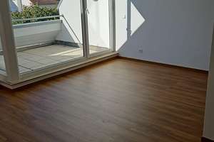 Helle 2-Zimmer-Dachgeschosswohnung mit Loggia & Tiefgarage – 68623 Lampertheim – Vorschaubild 5