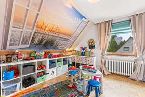 Bremerhaven - Speckenbüttel • Stilvolles Einfamilienhaus mit Photovoltaikanlage & Wallbox – Die vollständige Adresse der Immobilie erhältst du vom Anbieter., 27580 Lehe, Bremerhaven – Vorschaubild 11