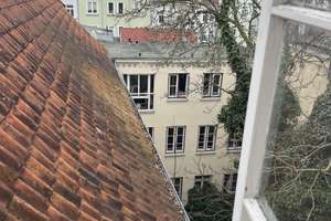 Wohnen mit Charakter: Historische 2-Zimmer-Wohnung in Lübeck – 23552 Innenstadt, Lübeck – Vorschaubild 2