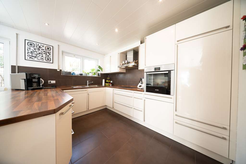 Immobilie in Oberriexingen - Wohnen im Grünen: Barrierefreie 4,5-Zimmer-Gartenwohnung mit 2 Terrassen - Bild 4