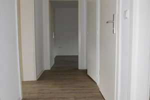 **Sehr schöne 2-Raumwohnung im 2. OG bezugsfertig renoviert mit 2 Balkone in zentraler Lage** – Weeserweg 17, 47804 Kempener Feld/Baackeshof, Krefeld – Vorschaubild 5