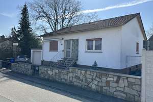 Freistehendes 1 Familienhaus mit Garage und tollem Grundstück in Nauheim – Die vollständige Adresse der Immobilie erhältst du vom Anbieter., 65469 Nauheim – Vorschaubild 1