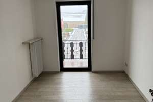 Geräumiges 6-Zimmer-Haus in Eichendorf – Die vollständige Adresse der Immobilie erhältst du vom Anbieter., 94428 Eichendorf – Vorschaubild 13