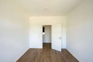 Sanierte Hochparterrewohnung mit 2 Zimmern, moderner Einbauküche und Balkon in Altlindenau – Queckstraße 15, 4177 Altlindenau, Leipzig – Vorschaubild 6