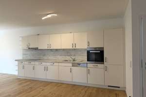***Erholsame Ruhe in Wassernähe! Sanierte 3 Zimmer mit 2 Balkonen, Terrasse und 250 qm Garten*** – Godbersenstraße 27, 12527 Schmöckwitz, Berlin – Vorschaubild 6