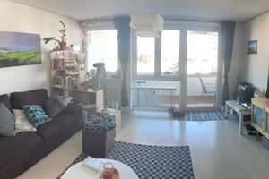 Regensburg Kumpfmühl: Geschmackvolle 2-Zimmer-Wohnung mit Balkon und Einbauküche