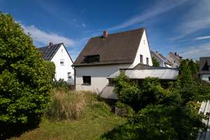 Platz für Ihr Familie - Ihr freistehendes Haus mit Potenzial in Unterweihersbuch – Die vollständige Adresse der Immobilie erhältst du vom Anbieter., 90547 Stein – Vorschaubild 3