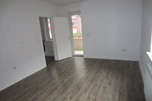 Anmietung im Mai! Ansprechende Single-Whg: Große Räume, kleinere Küche (ohne EBK) und Balkon! – Rudolphiplatz 1, 22305 Barmbek-Nord, Hamburg – Vorschaubild 4