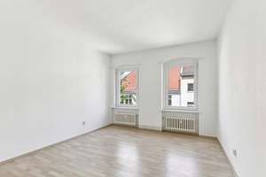 Helle 2-Zimmer-Wohnung mit großzügigem Grundriss & Gestaltungspotenzial – Die vollständige Adresse der Immobilie erhältst du vom Anbieter., 10553 Moabit, Berlin – Vorschaubild 2
